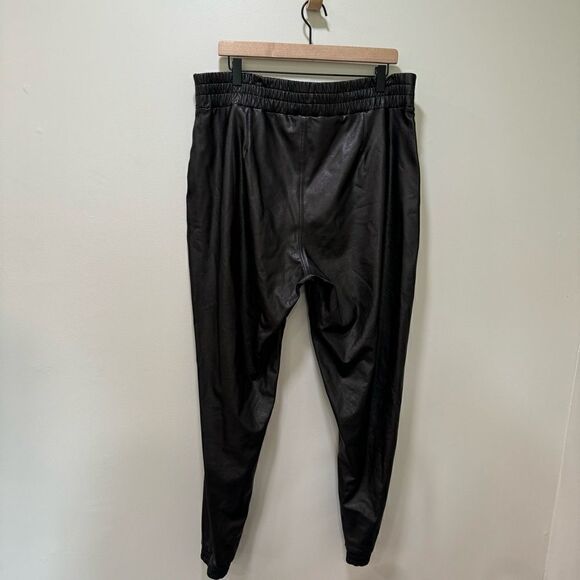 Spanx Leather Like Joggers Pants sz 1X - Picture 7 of 10
